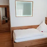 Roswitha Hotel 3*