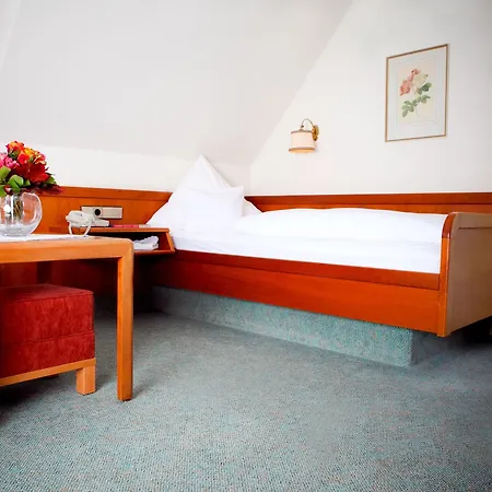 Roswitha Hotel 3*