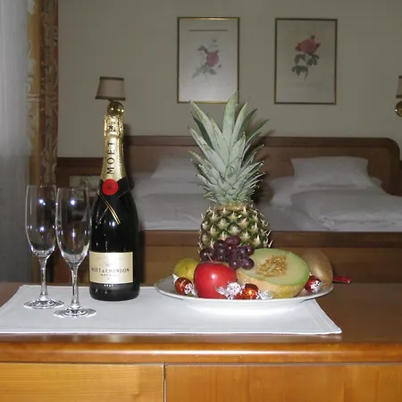 Hotel Roswitha 3*