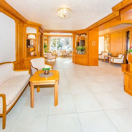 Hotel Roswitha 3*