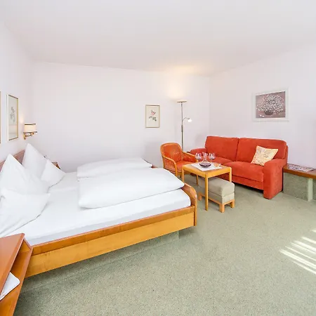 Hotel Roswitha 3*