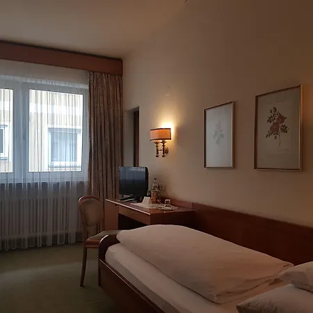 Roswitha Hotel 3*